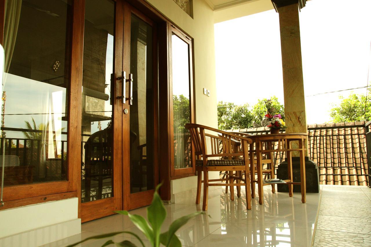 Suryadina Guest House Ubud Exterior foto